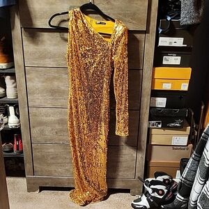 Fashion Nova Pink and Gold Asymmetrical Gown for Weddings